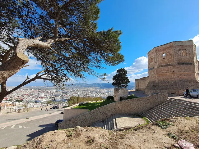 Vue de Tétouan depuis les abords de la Kasbah